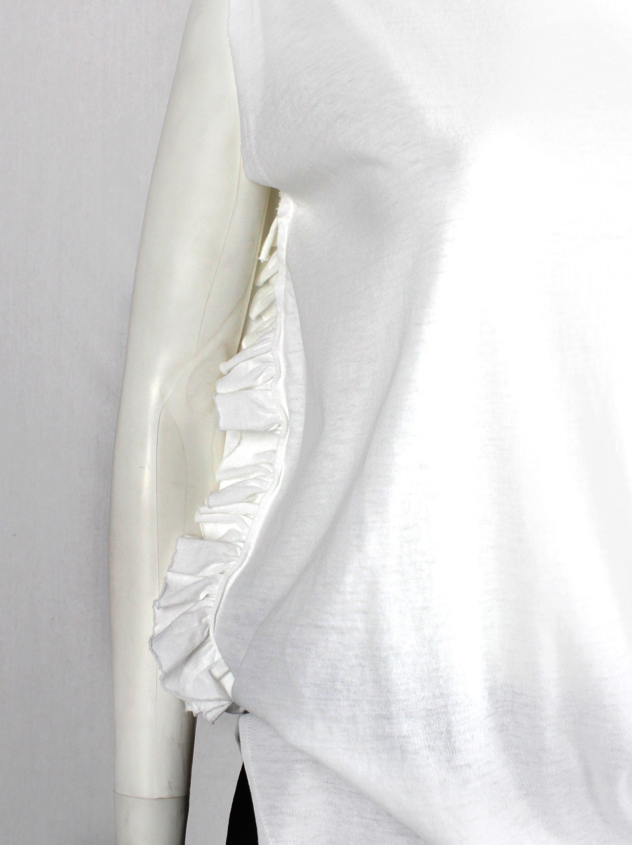 Comme des Garçons white deformed t-shirt with side ruffles 