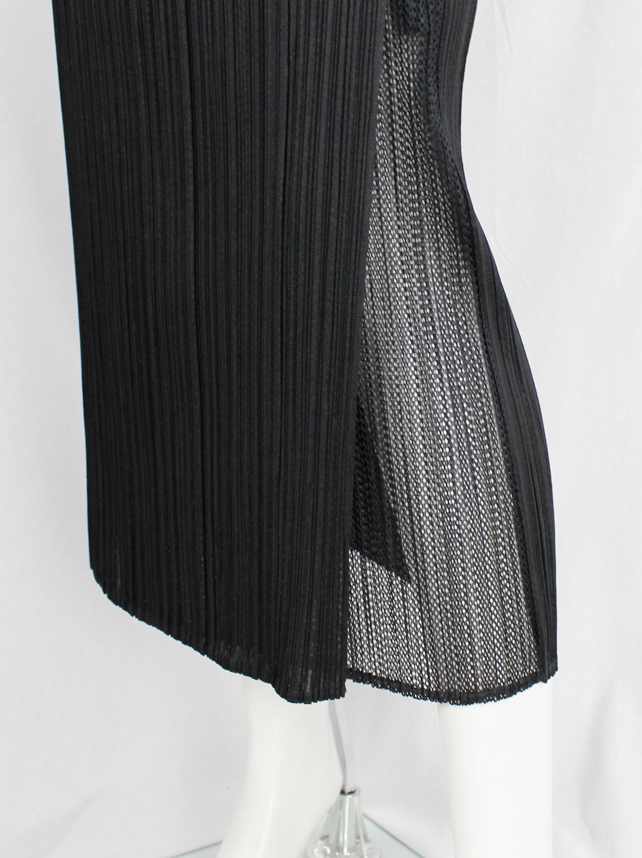 PLEATS PLEASE Black Tight Skirt Size 2