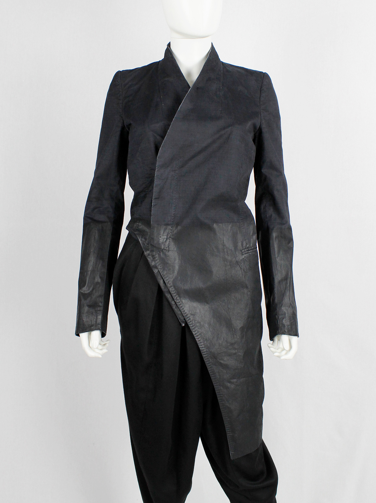 Nicolas Andreas Taralis dark blue slanted jacket with black 