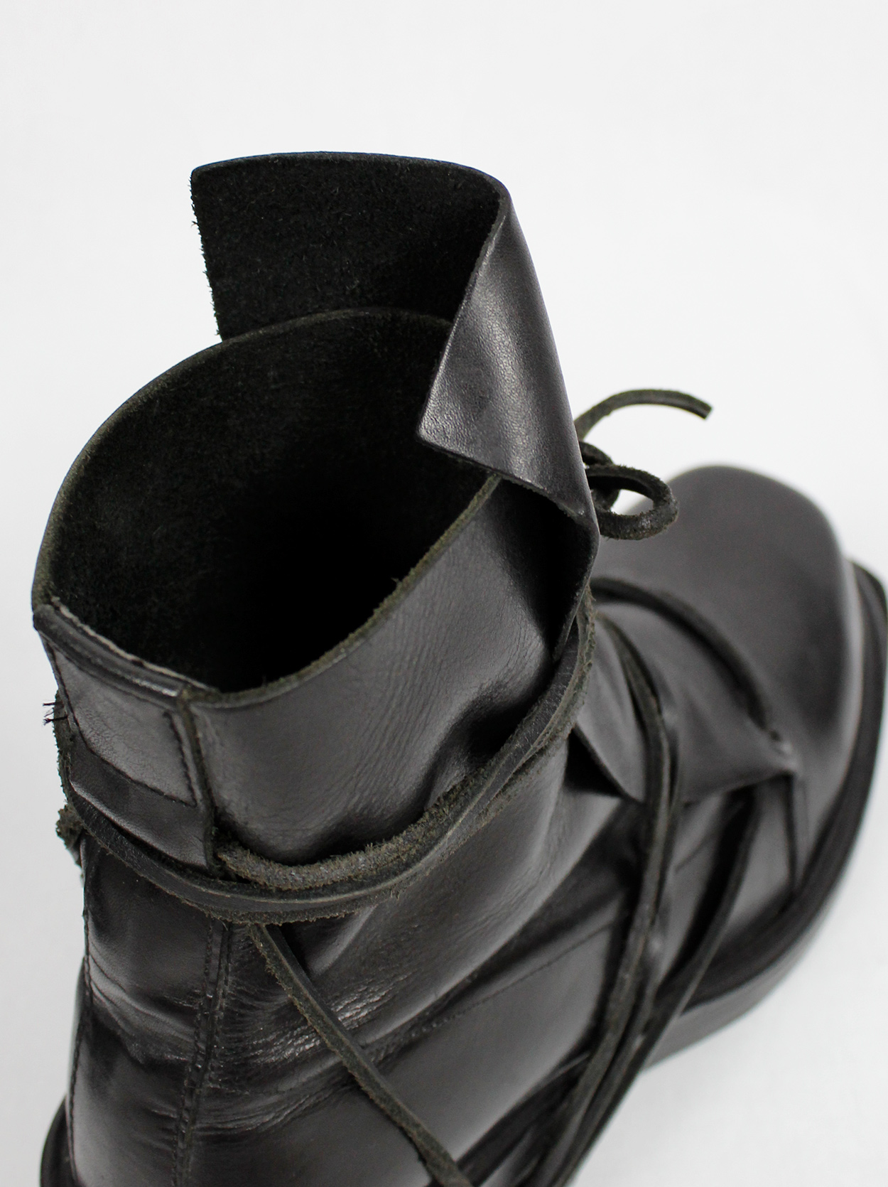 Dirk Bikkembergs black high mountaineering boots with laces 