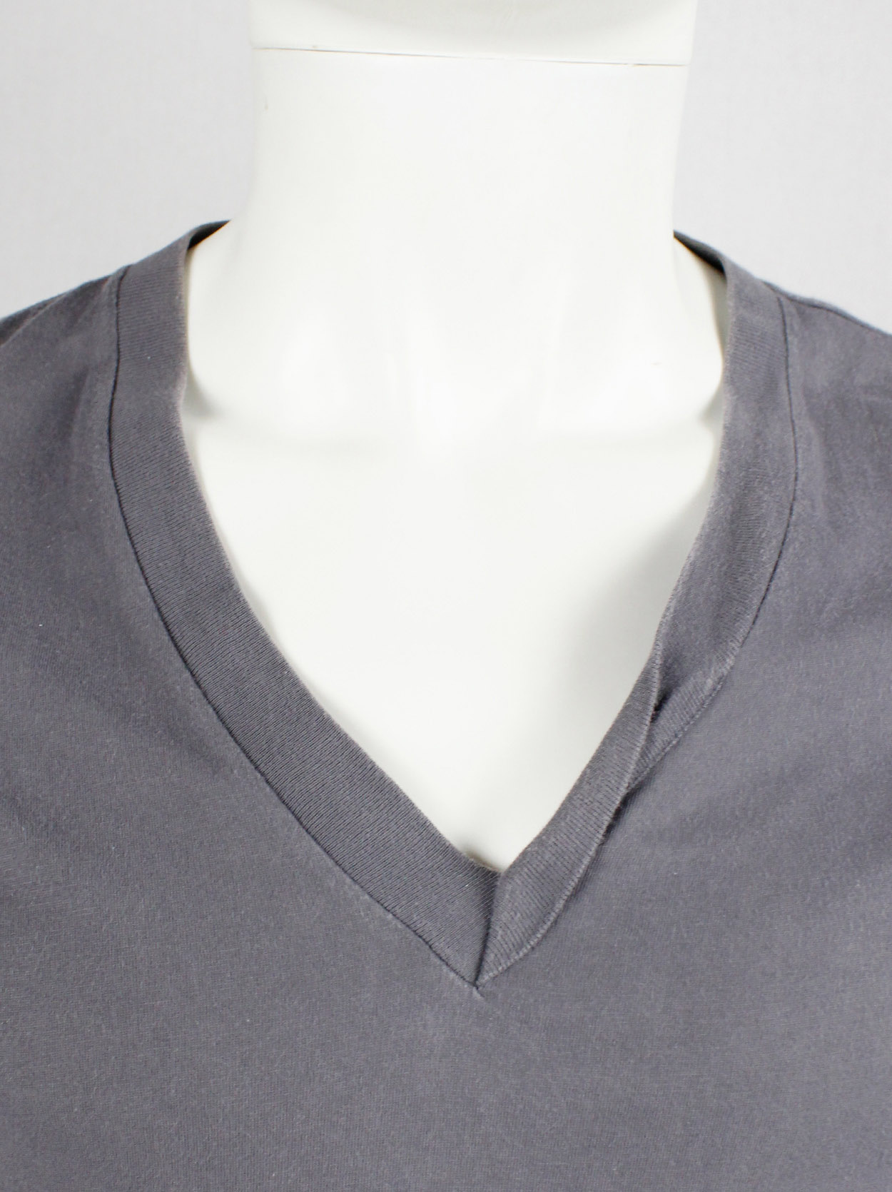 Maison Martin Margiela grey t-shirt with twisted seam on the v 
