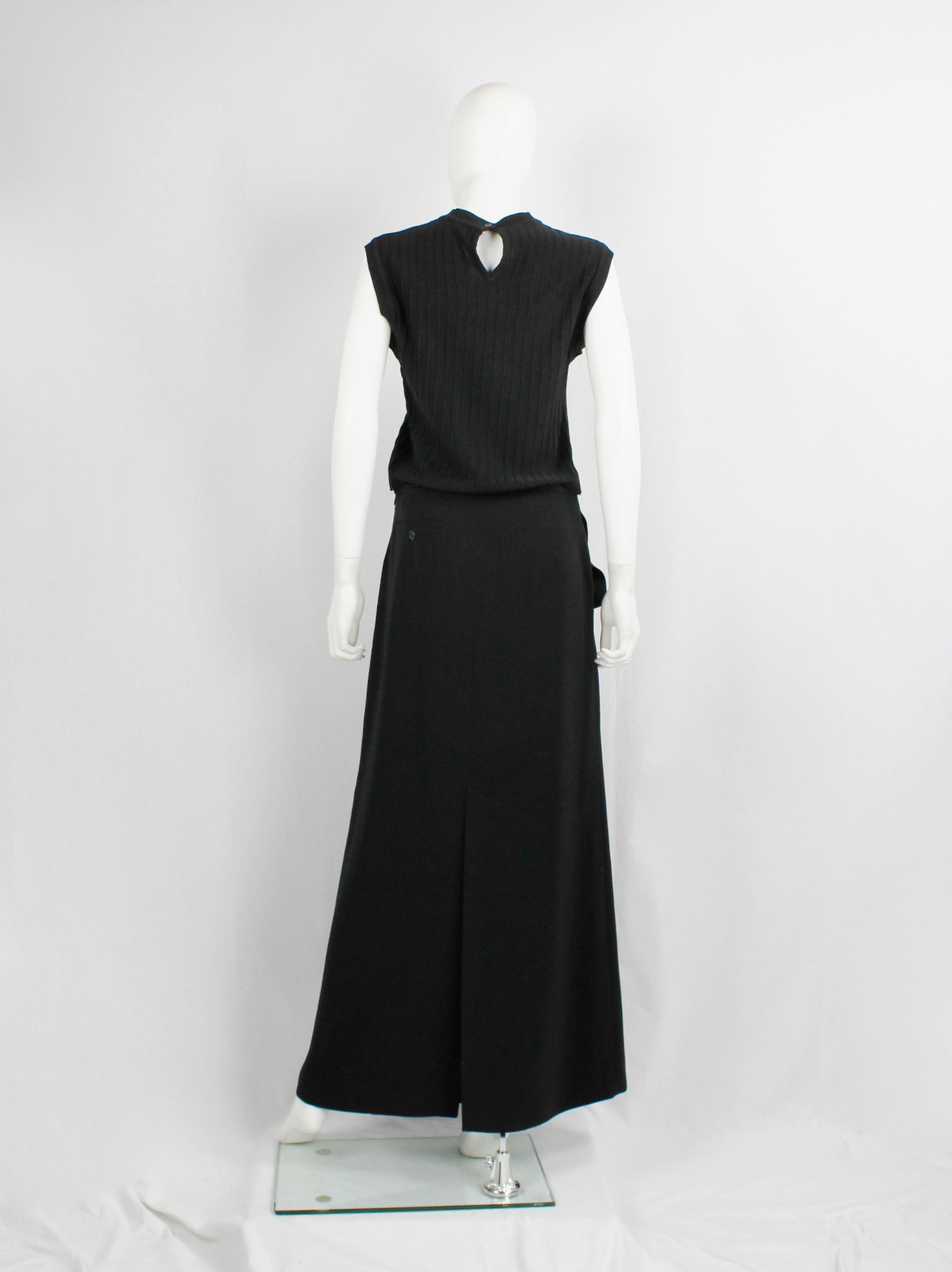 Ann Demeulemeester black knit top with ribbed pinstripe texture 