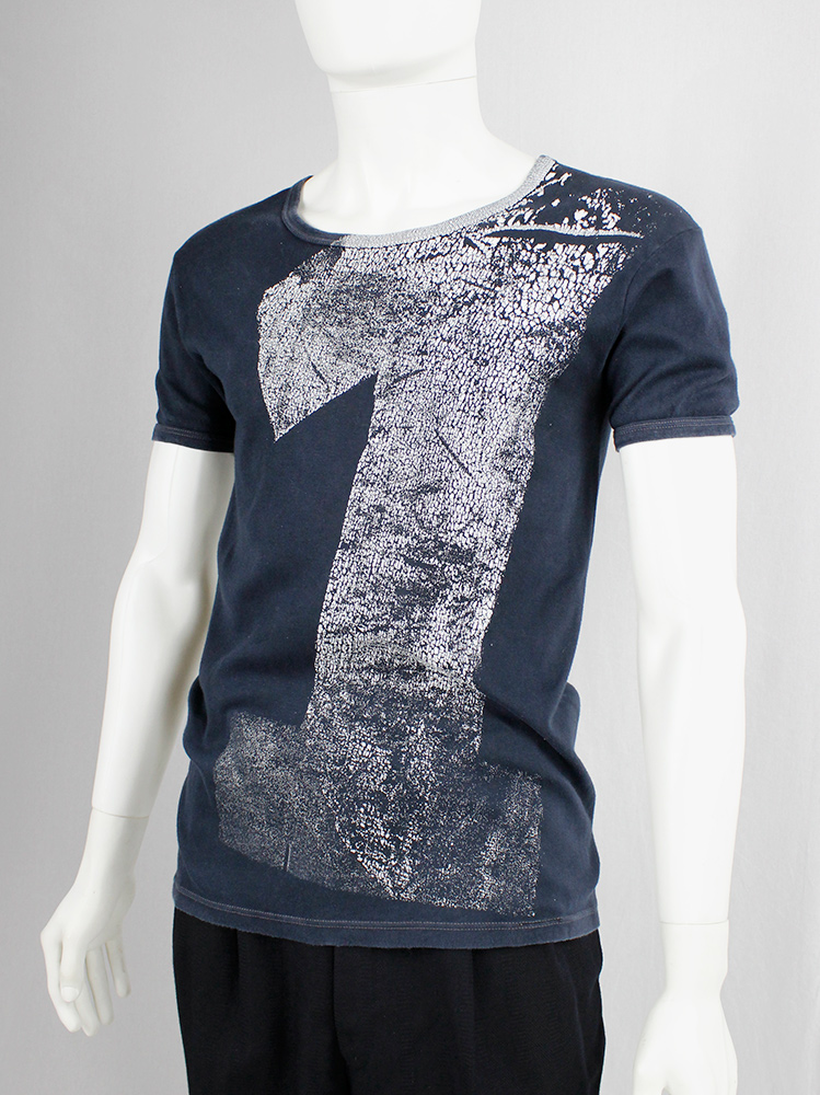 トップス Maison Martin Margiela Artisanal L/S Tee Maison Martin Margiela artisanal dark blue t-shirt with