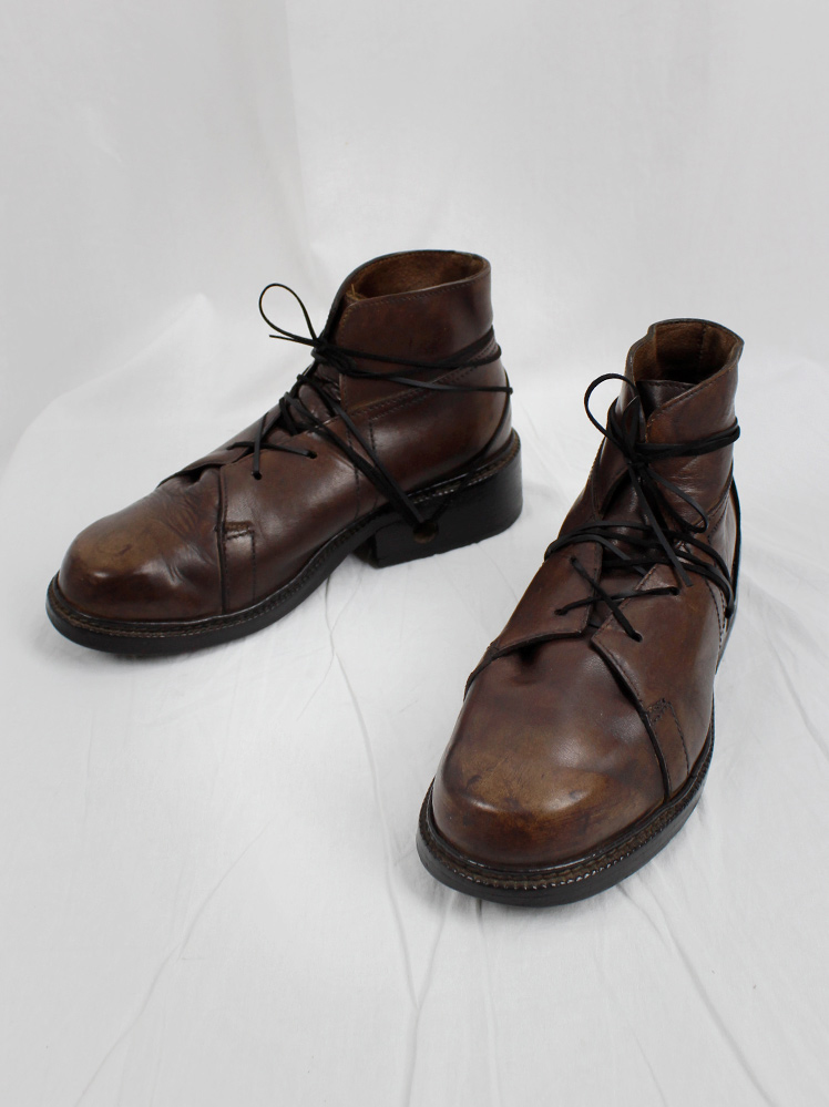 Dirk Bikkembergs Hommes brown combat boots wrapped with laces