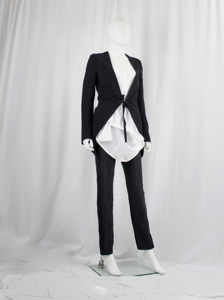 ANN DEMEULEMEESTER ブラック ネクタイ ANN DEMEULEMEESTER(アンドゥムルメステール) ネクタイ｜【公式