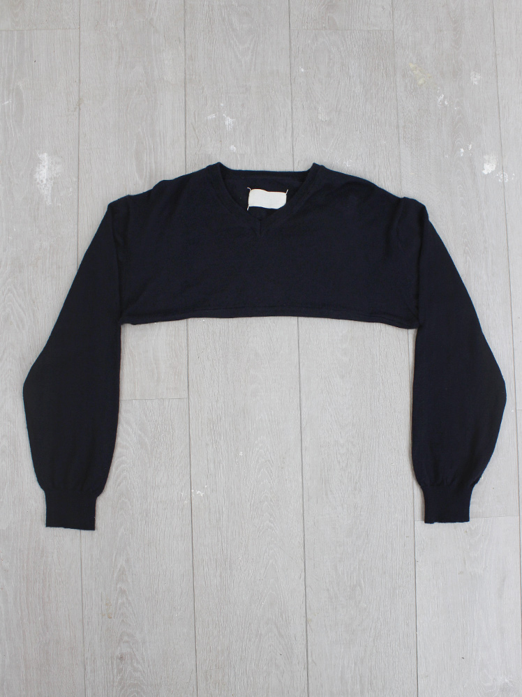 Maison Martin Margiela dark blue cropped sweater as a scarf or