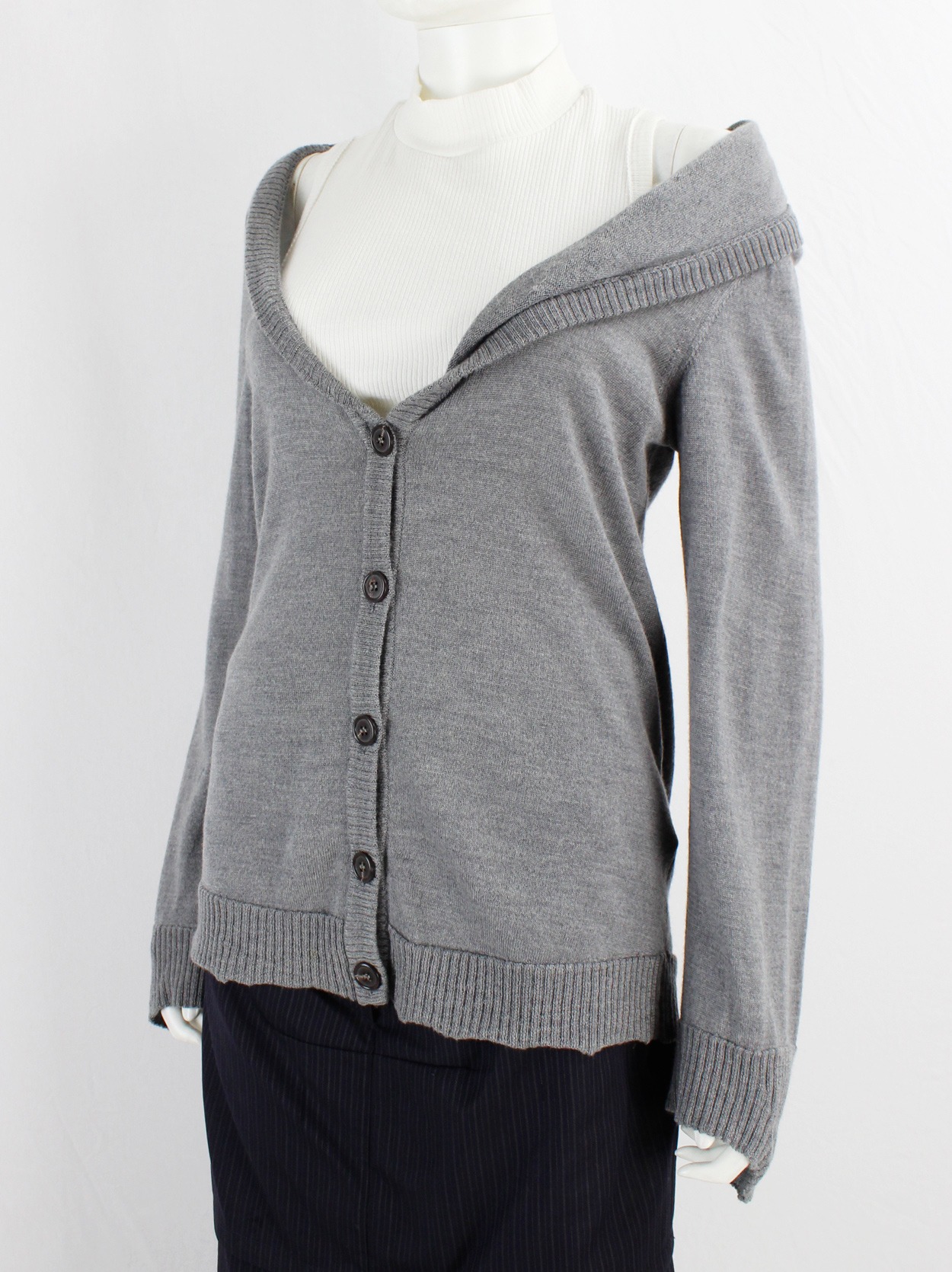 Maison Martin Margiela grey stretched out cardigan with off 