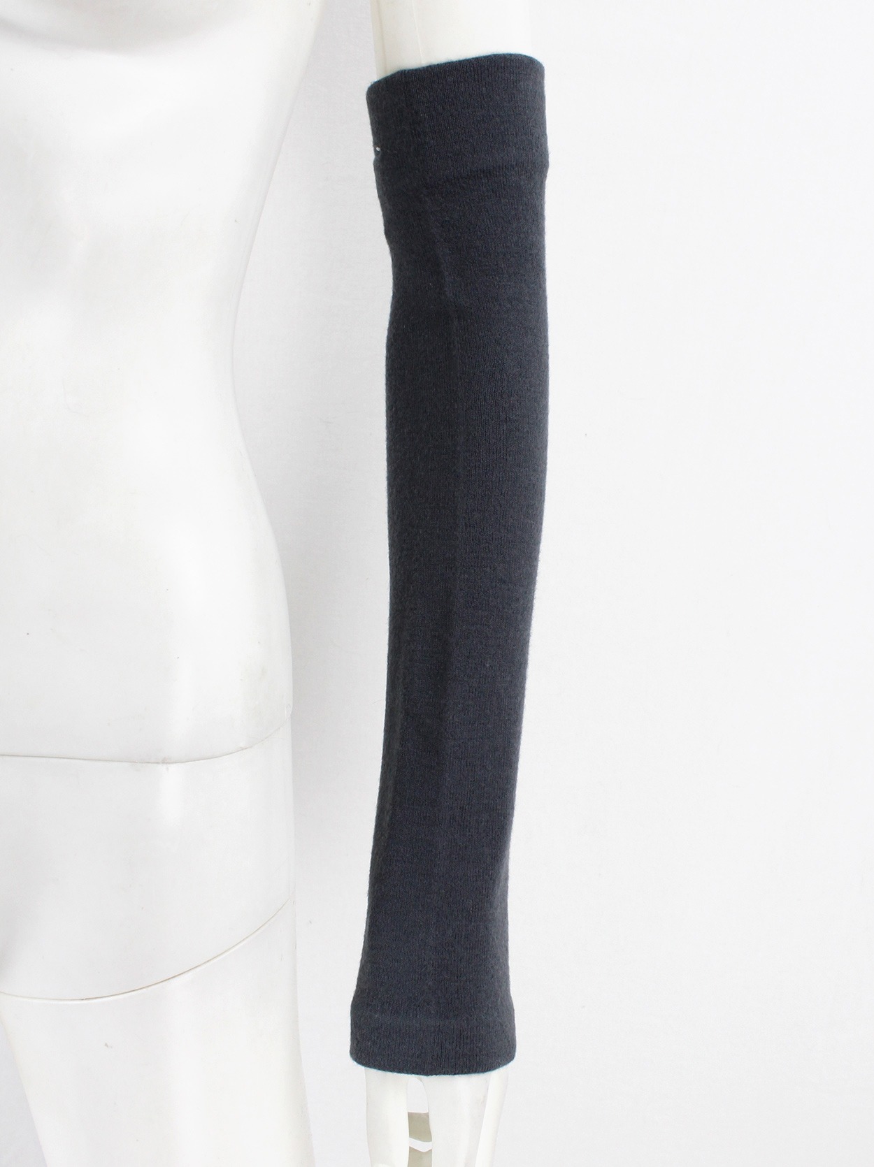Martin Margiela 6 アームカバー Maison Martin Margiela 6 pewter green long armwarmers — early
