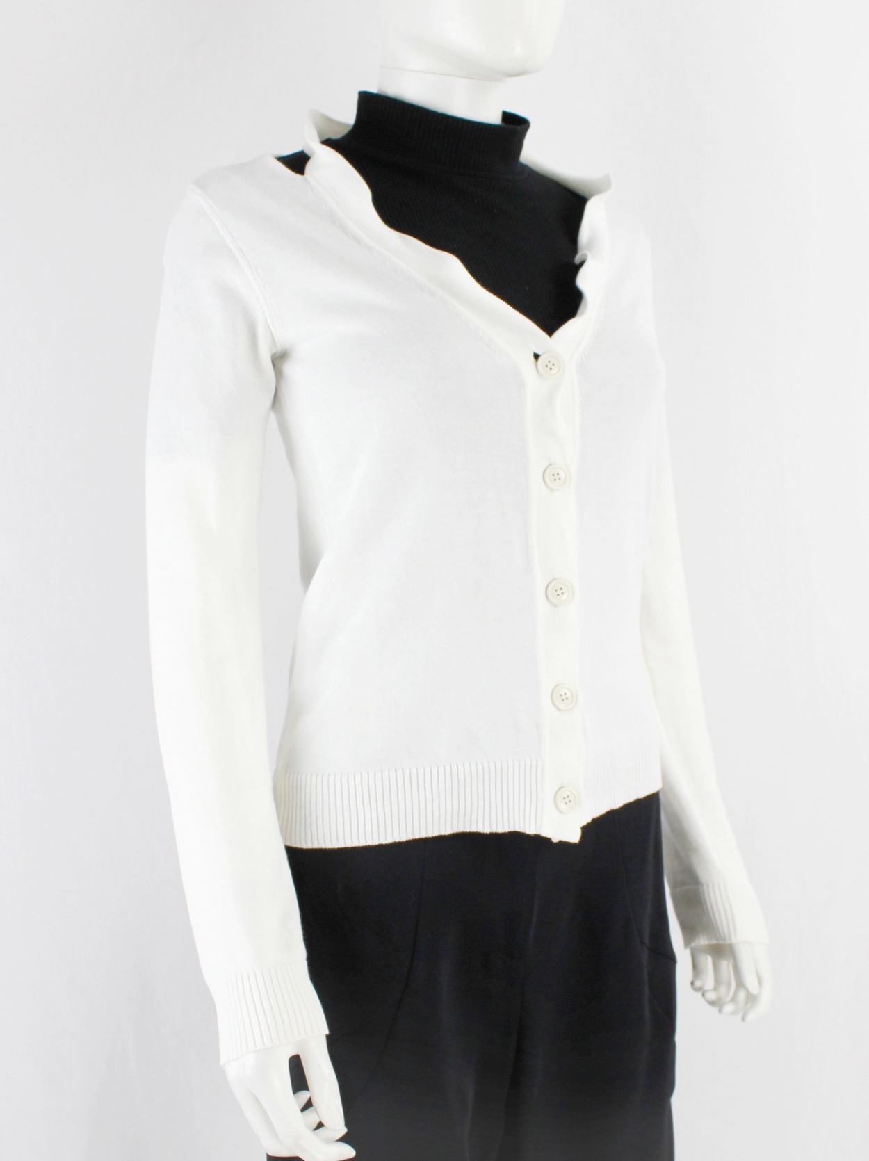Maison Martin Margiela white cardigan with wavy stretched out trim