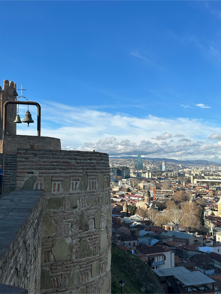 Ausblick über die Neustadt von Tiflis