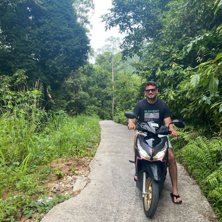 Roller fahren in Thailand