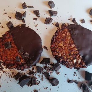 Vegan almond thalers