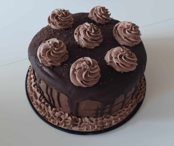 Fru and fru chocolate cake