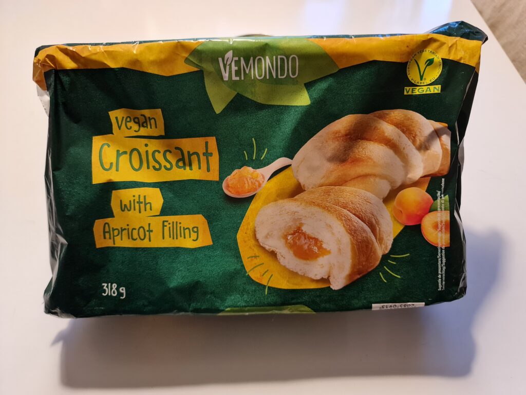 Vemondo vegan croissant with apricot filling - Veganska croissanter från Lidl