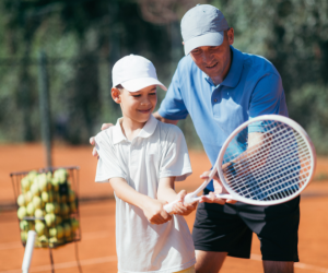 Tennistræner og juniorspiller