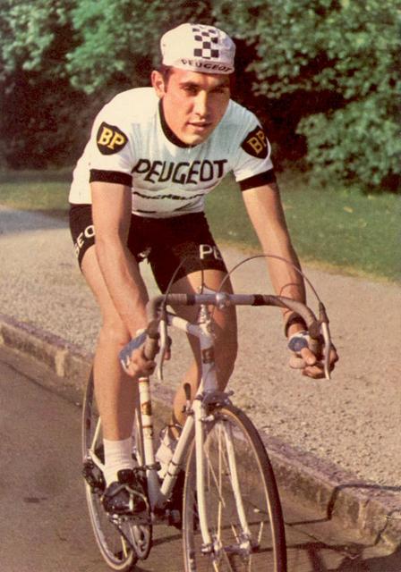 The best retro cycling jerseys 