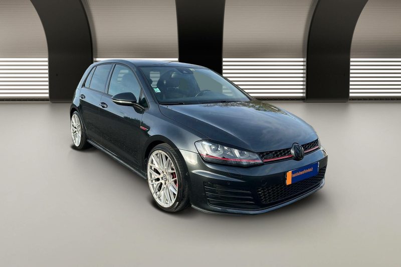 VOLKSWAGEN GOLF VII 2014