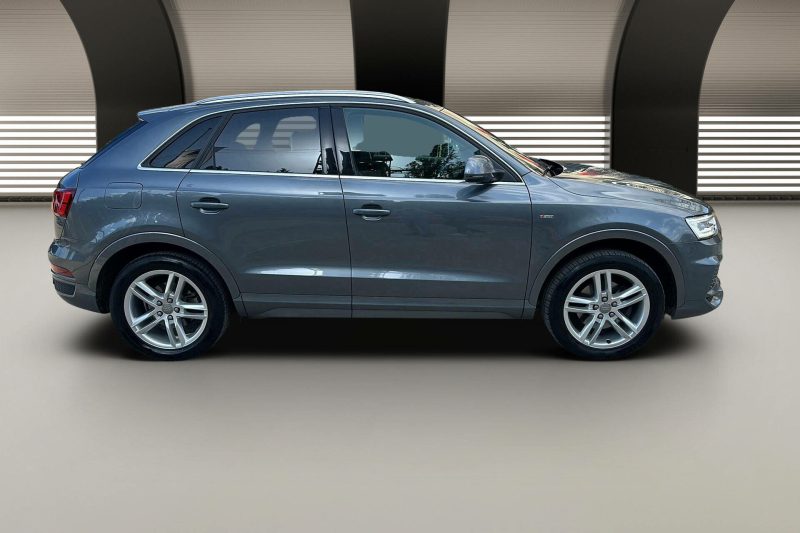 AUDI Q3 2017