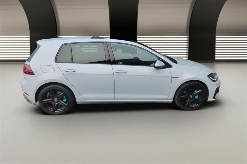 Volkswagen Golf VII 2.0 TDI 184ch GTD White Silver DSG7 5p 