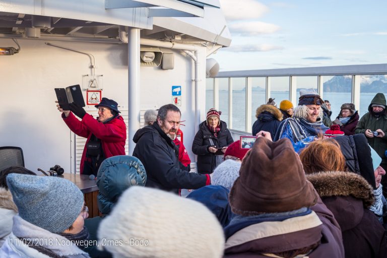 Onderweg van Ørnes naar Bodø, doop oversteek poolcirkel