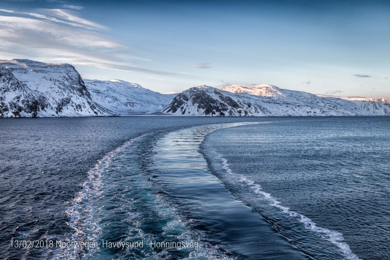 Tussen Havøysund en Honningsvåg