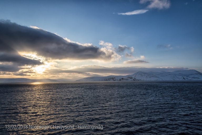 Tussen Havøysund en Honningsvåg