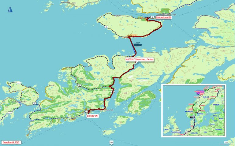 De reisweg van Stokmarknes naar Svolvær