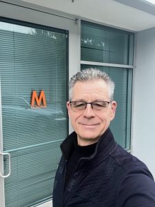 Magico Front door