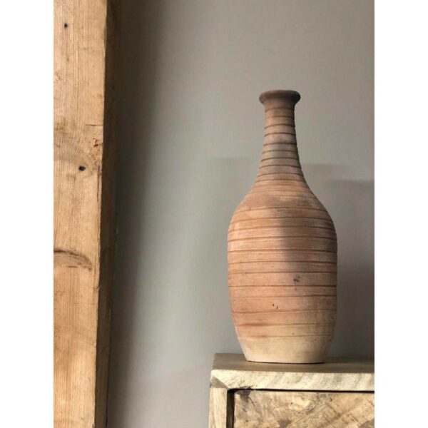 Theo vase terracotta miljø