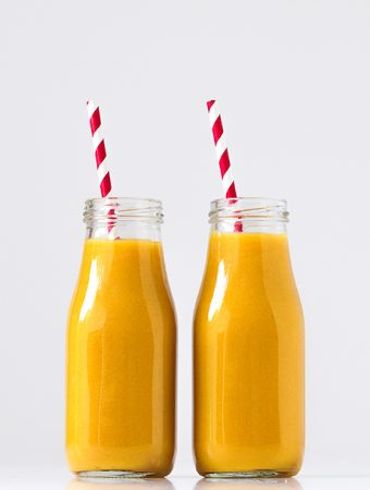 Pineapple turmeric smoothie