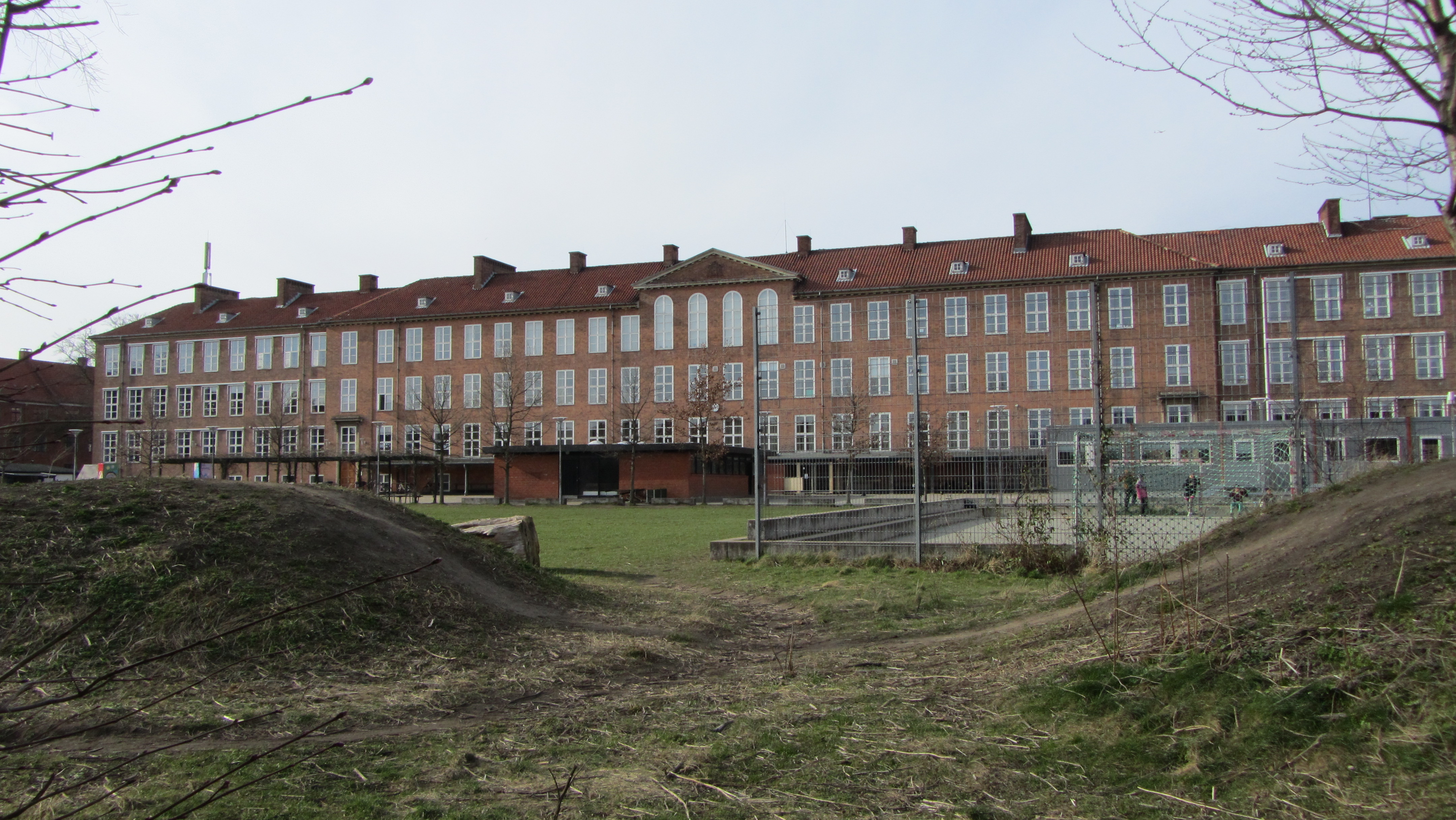 Grøndalsvænget skole – Photo Credit Peder Vejsig
