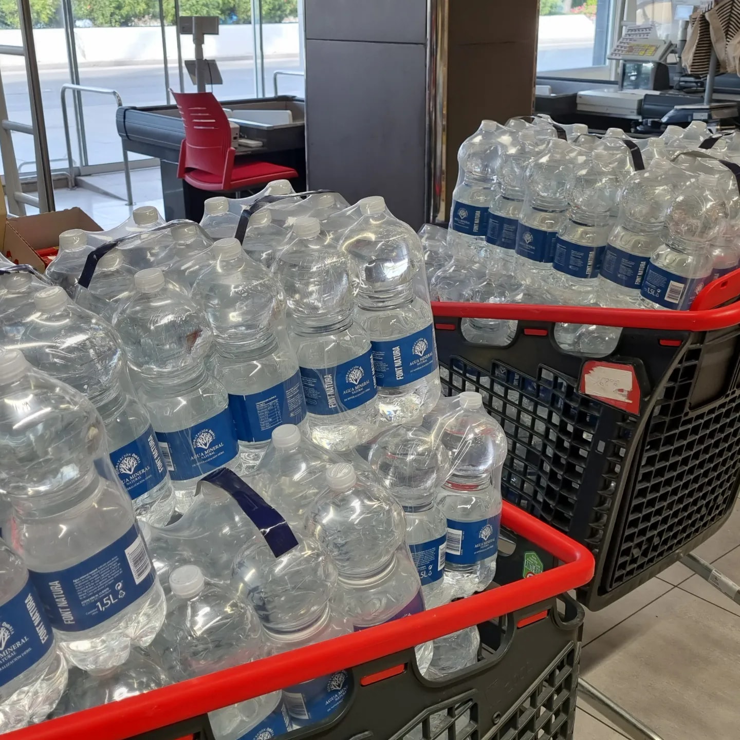 Agua a los viajeros en Ceuta