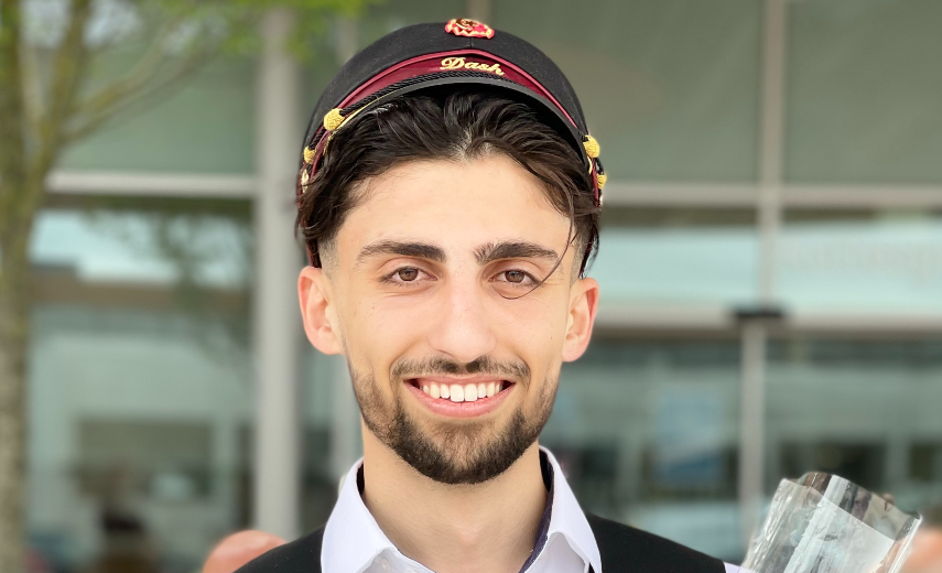 Ardashir dimitterede med et snit på 11,6 fra Mulernes Legatskole i Odense
