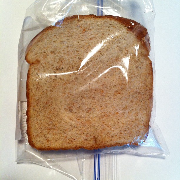 Kontrolposen er et stykke toastbrød, du kun har rørt med helt rene hænder.