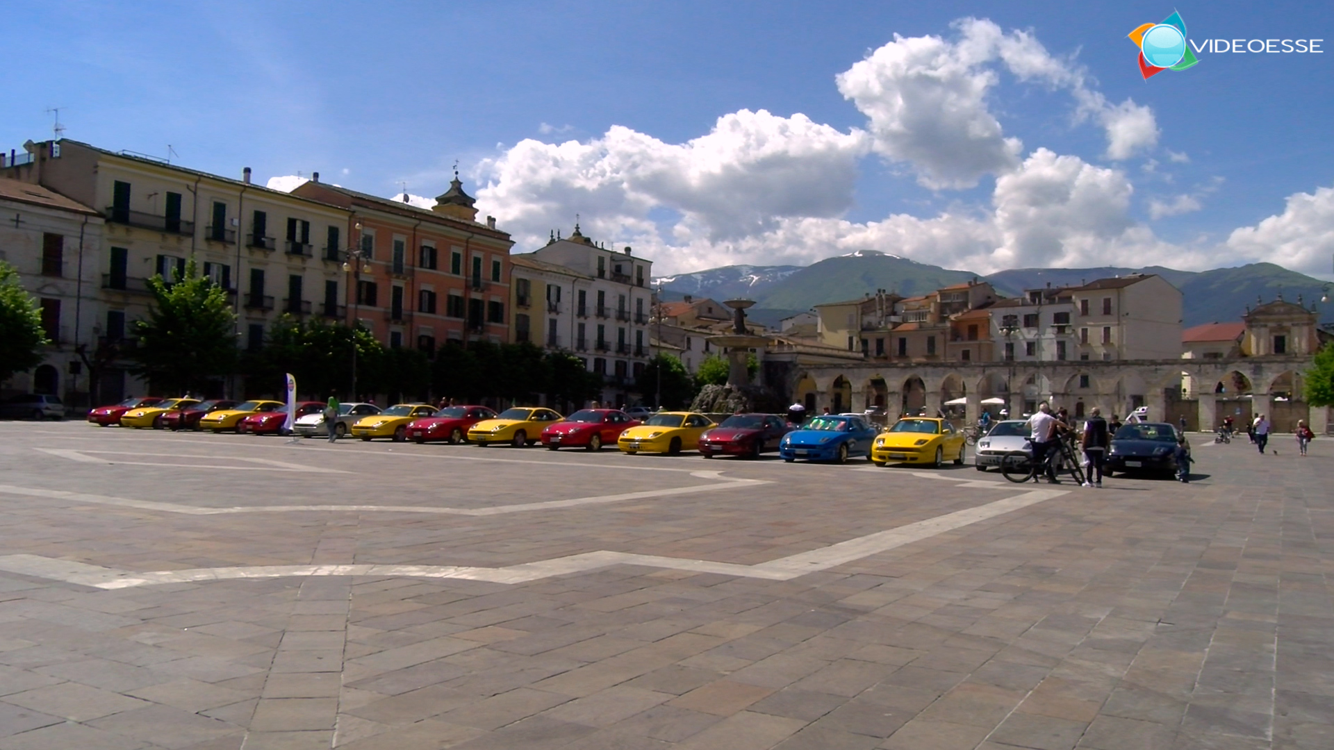 raduno fiat coupè a Sulmona