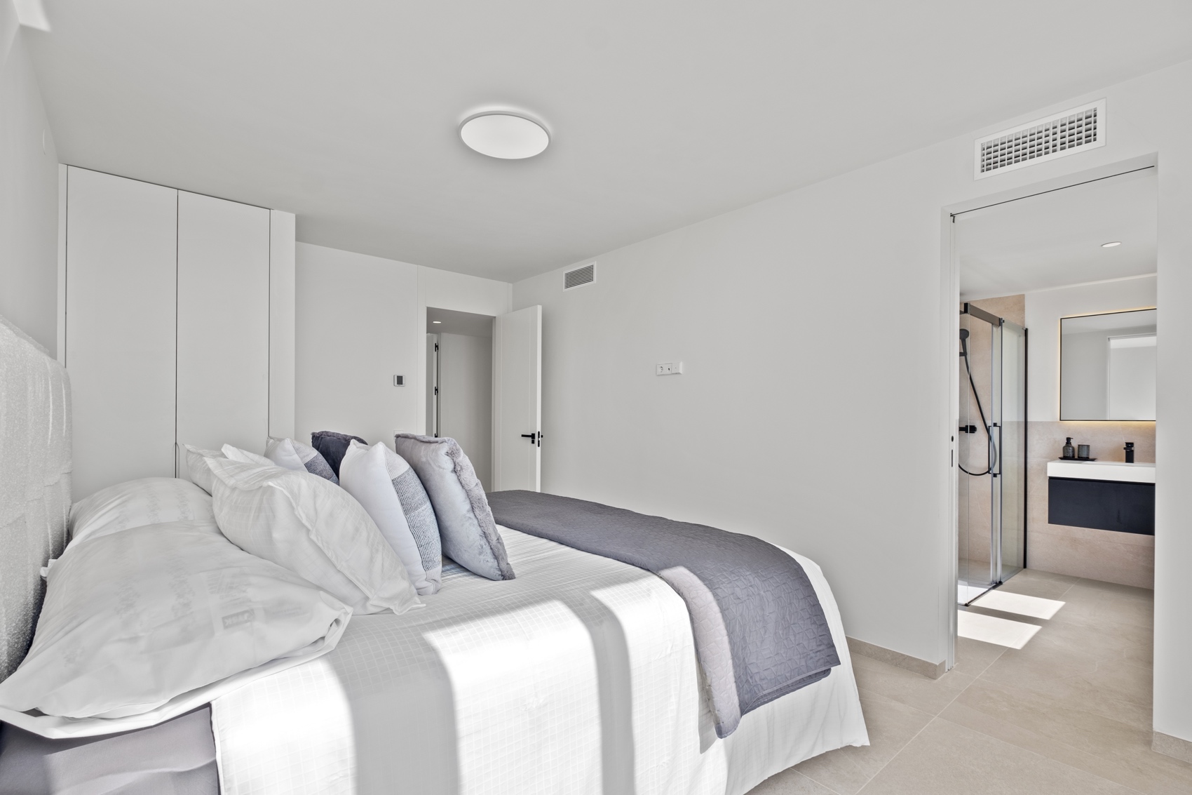 Villa Karma bedroom