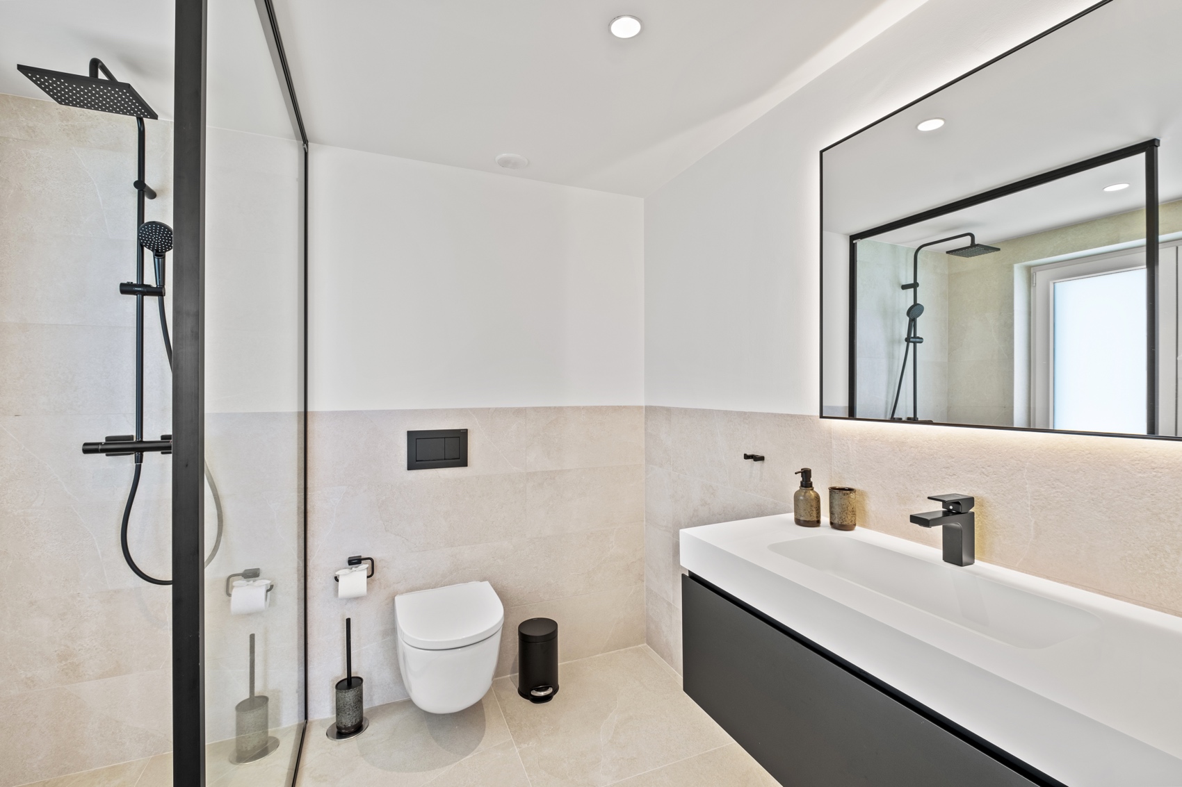 Villa Karma bathroom