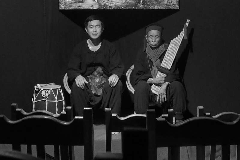 What to do in Luang Prabang - Garavek storytelling