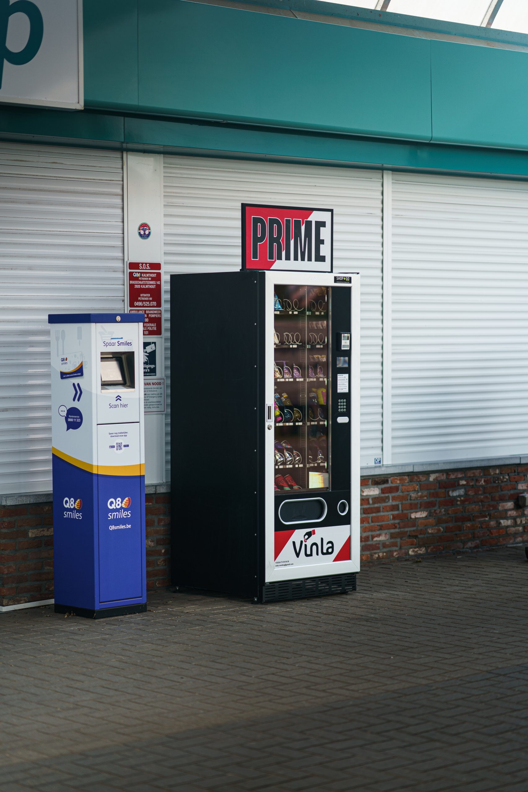 VinLa vending machine met snacks en dranken in Kalmthout
