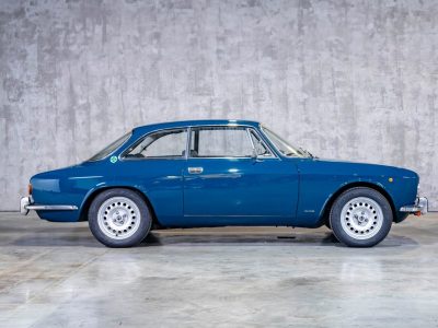 Alfa Romeo 1750 GTV