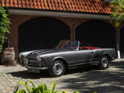 ALFA ROMEO 2000 SPIDER