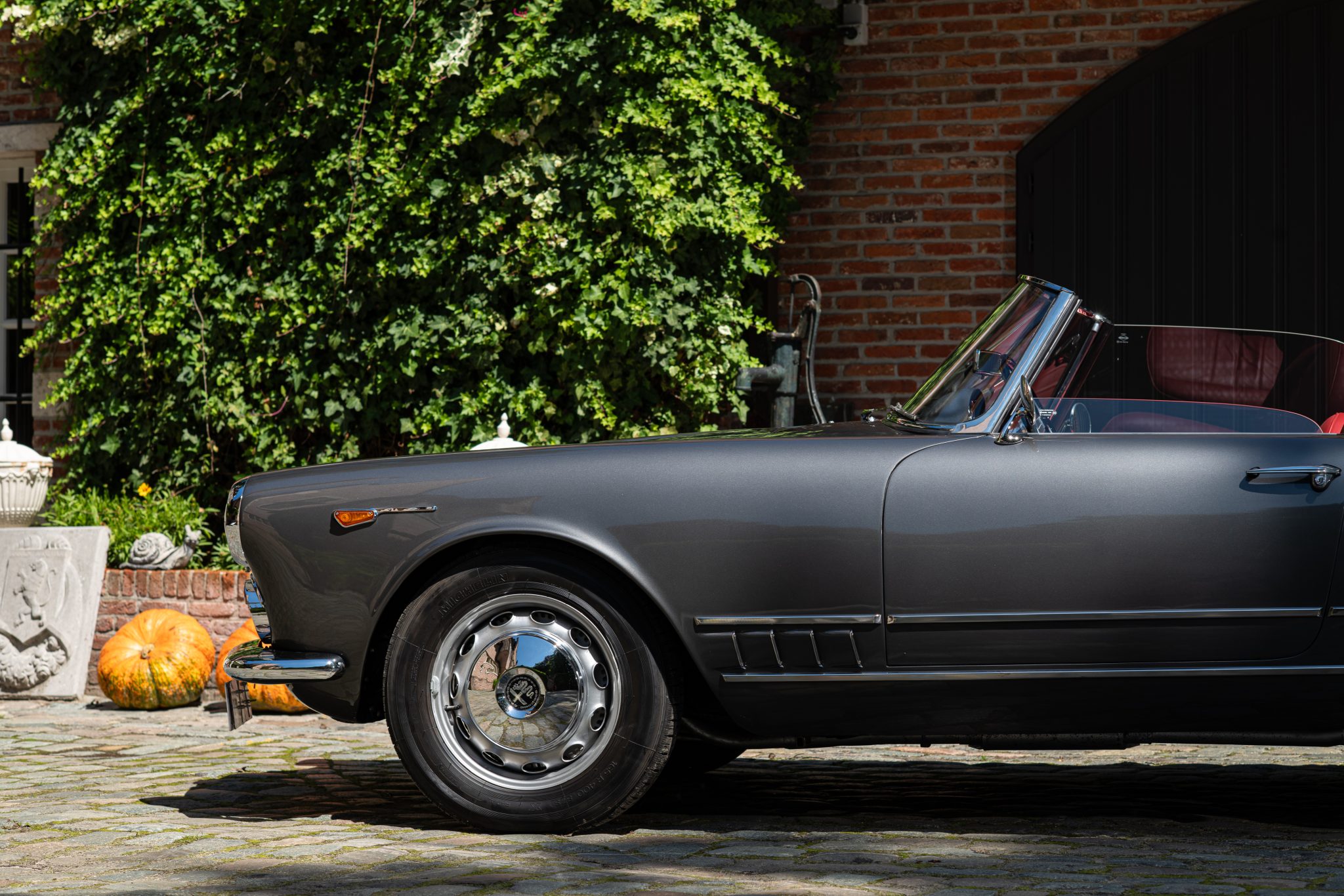 ALFA ROMEO 2000 SPIDER