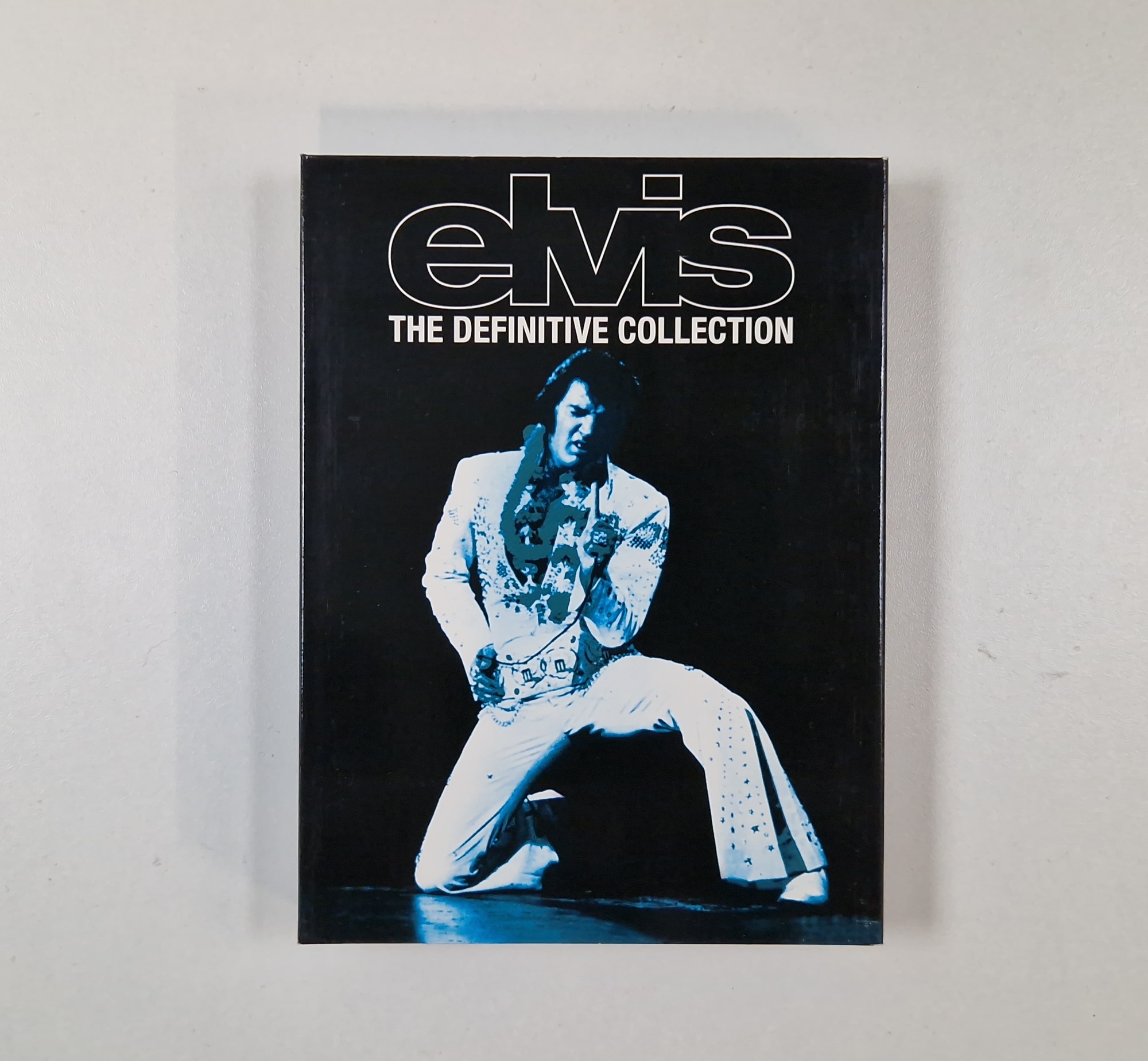 ELVIS: THE DEFINITIVE COLLECTION 8枚組DVD Amazon.co.jp: Elvis: The