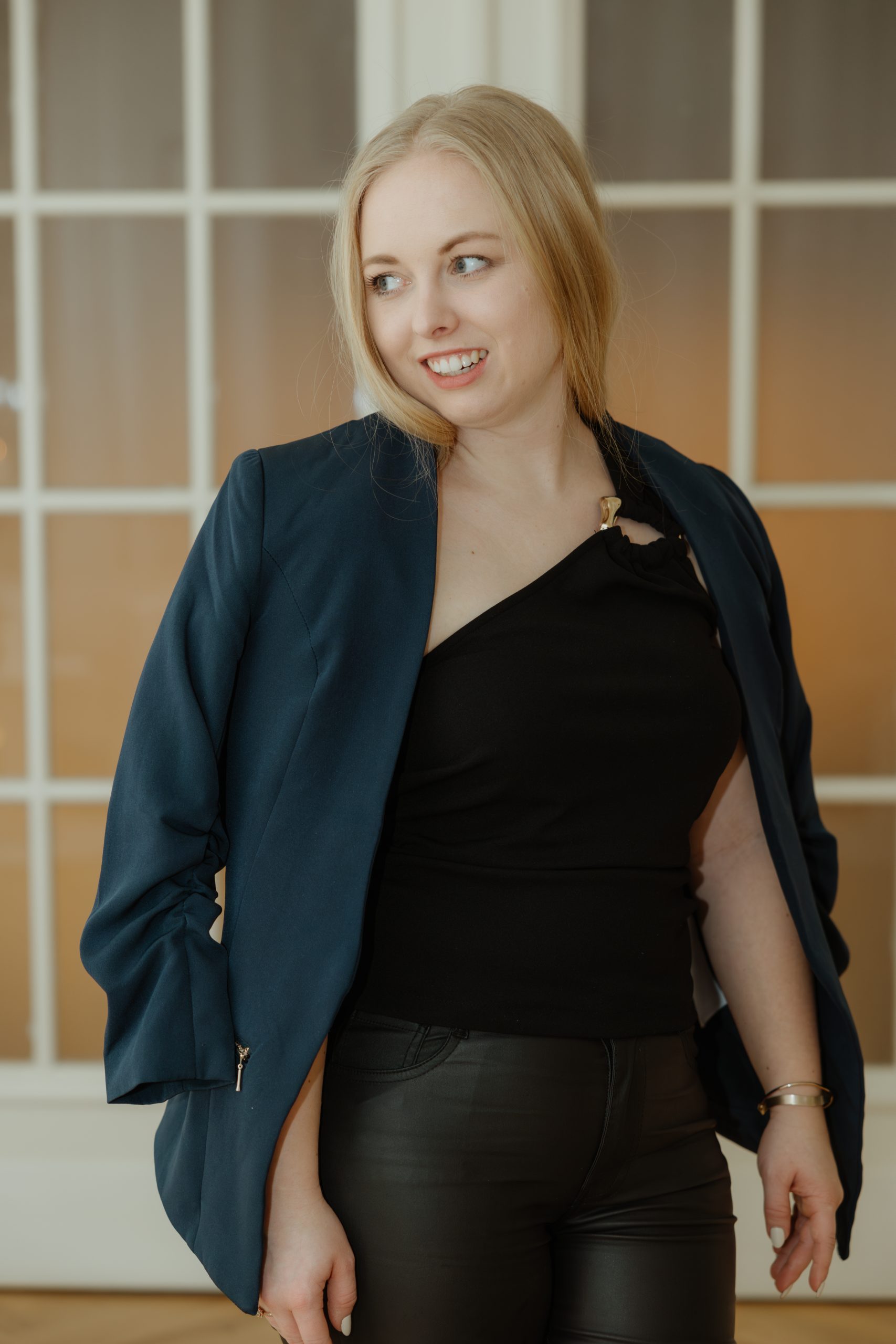 31 - Gina_Businessshoot_Leipzig-31