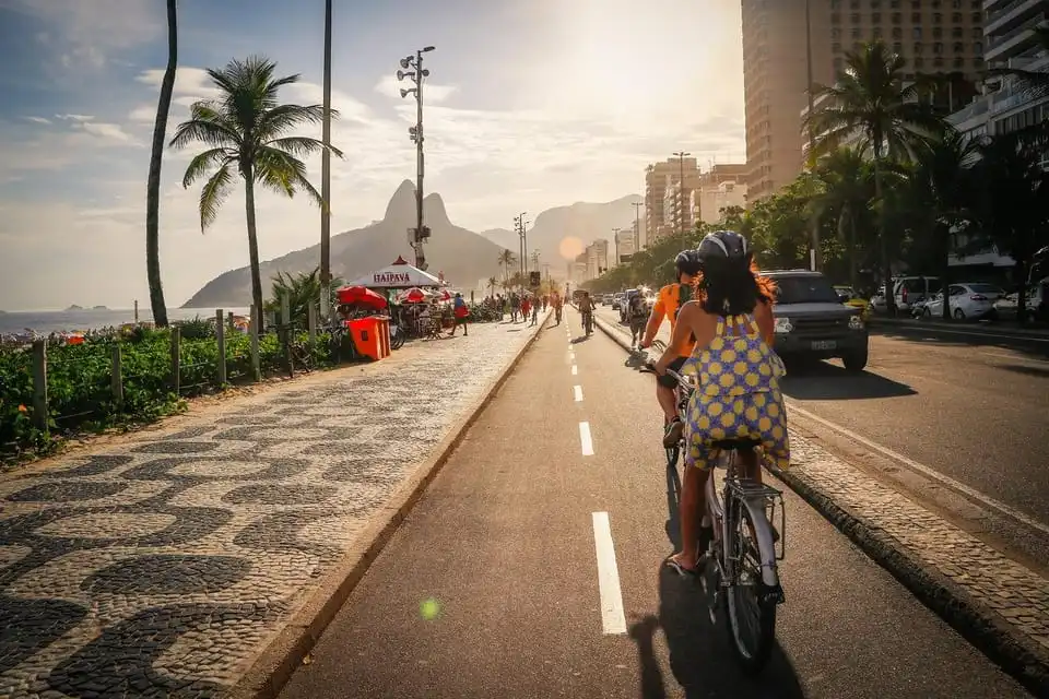 Bicycle-Biking-in-Rio-de-Janeiro - What are the best cycling routes in Rio - Ciclismo en Río de Janeiro | ¿Cuáles son las mejores rutas ciclistas de Río? - Fietsen in Rio de Janeiro: Wat zijn de beste fietsroutes in Rio? - Radfahren in Rio de Janeiro | Welches sind die besten Radrouten in Rio? - Ciclismo no Rio de Janeiro - Ciclismo a Rio de Janeiro
