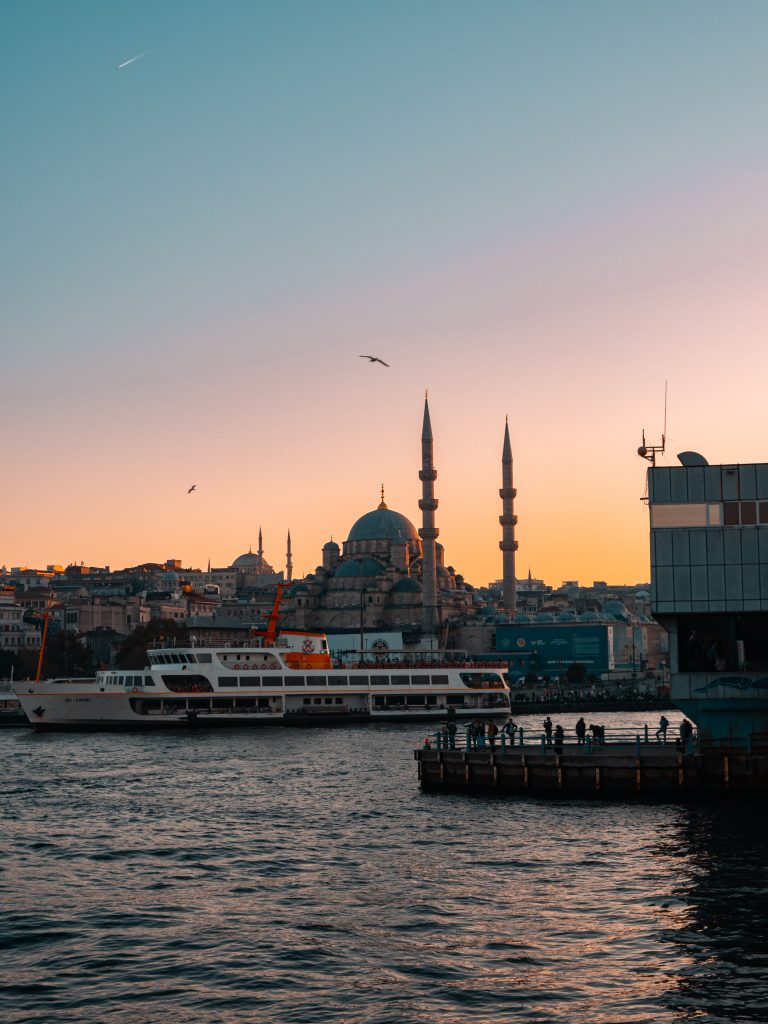 Прогулка по Босфору с видом на Стамбул