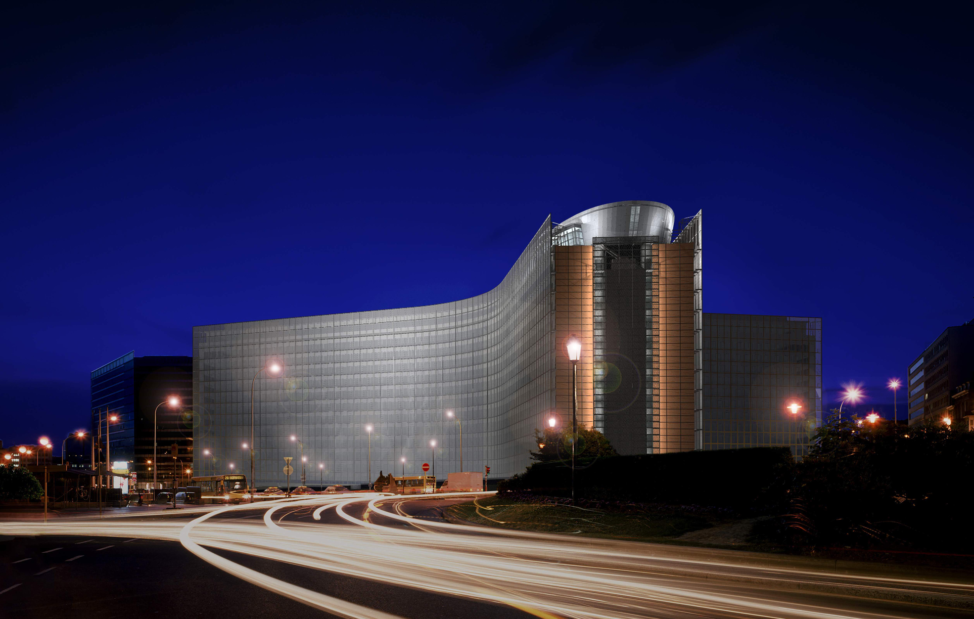 Комиссия зданий. Берлемон Брюссель. Berlaymont building. Здание Еврокомиссии (Berlaymont),. Здание «Берлемон».