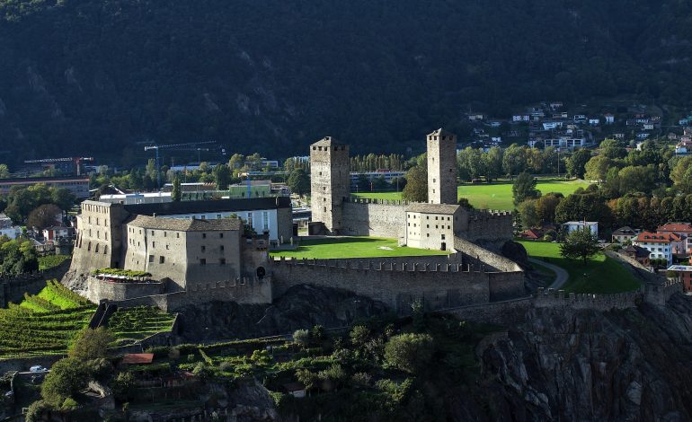 Lugano periferia di Bellinzona e del Ticino