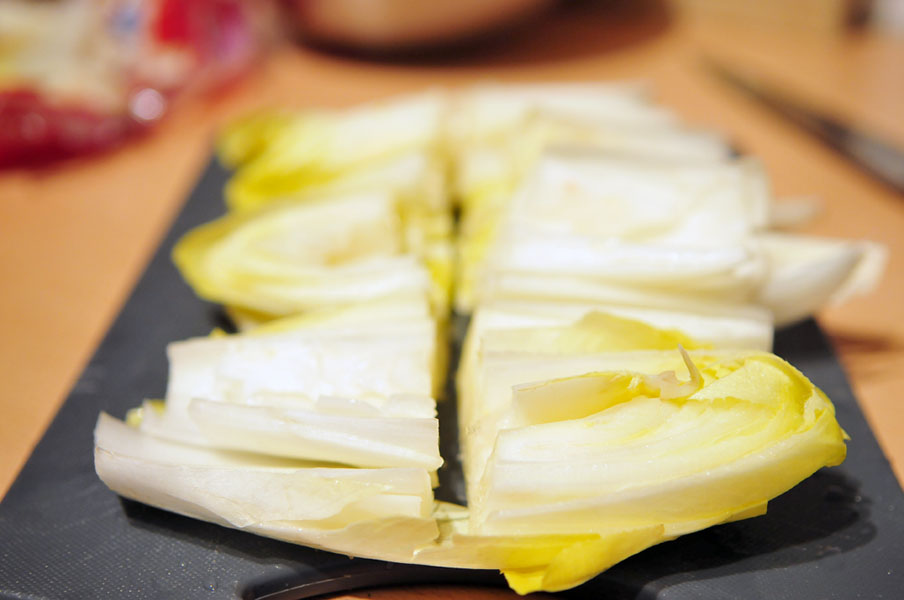 witlof uit de oven met geitenkaas, appel en walnoten