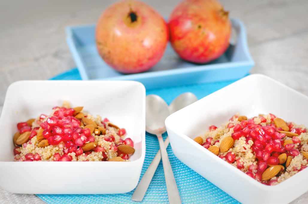 quinoa ontbijt met granaatappel